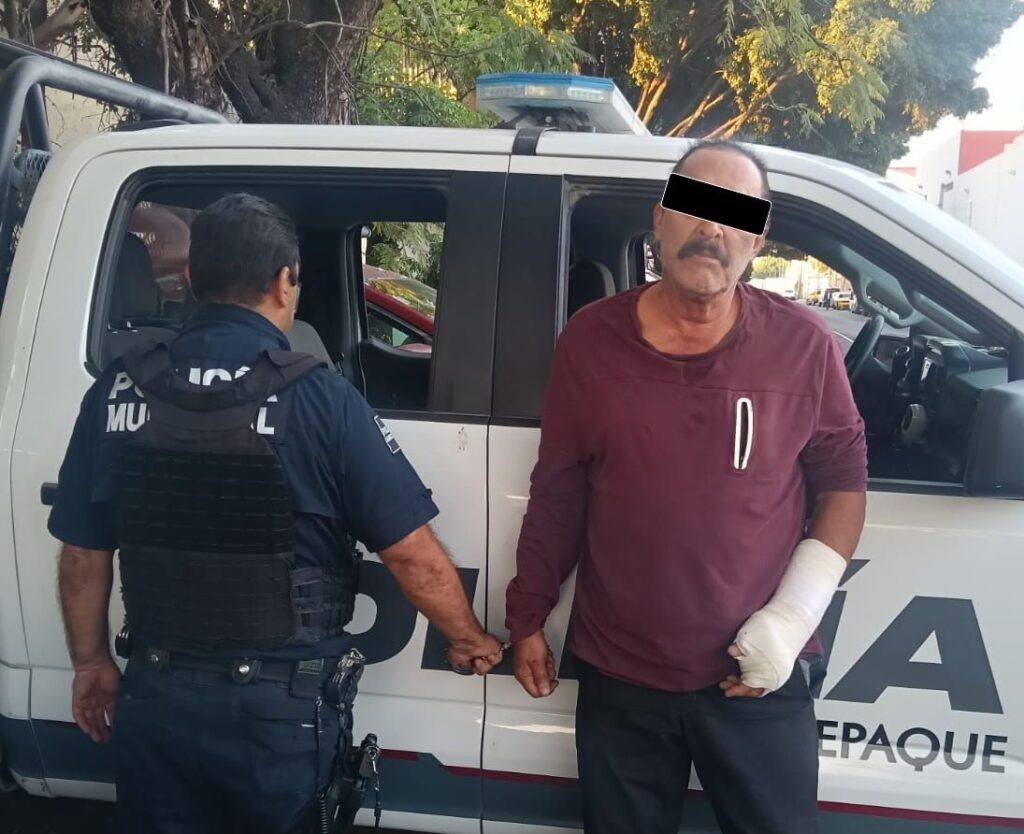 Detienen a masculino por robo a negocio.