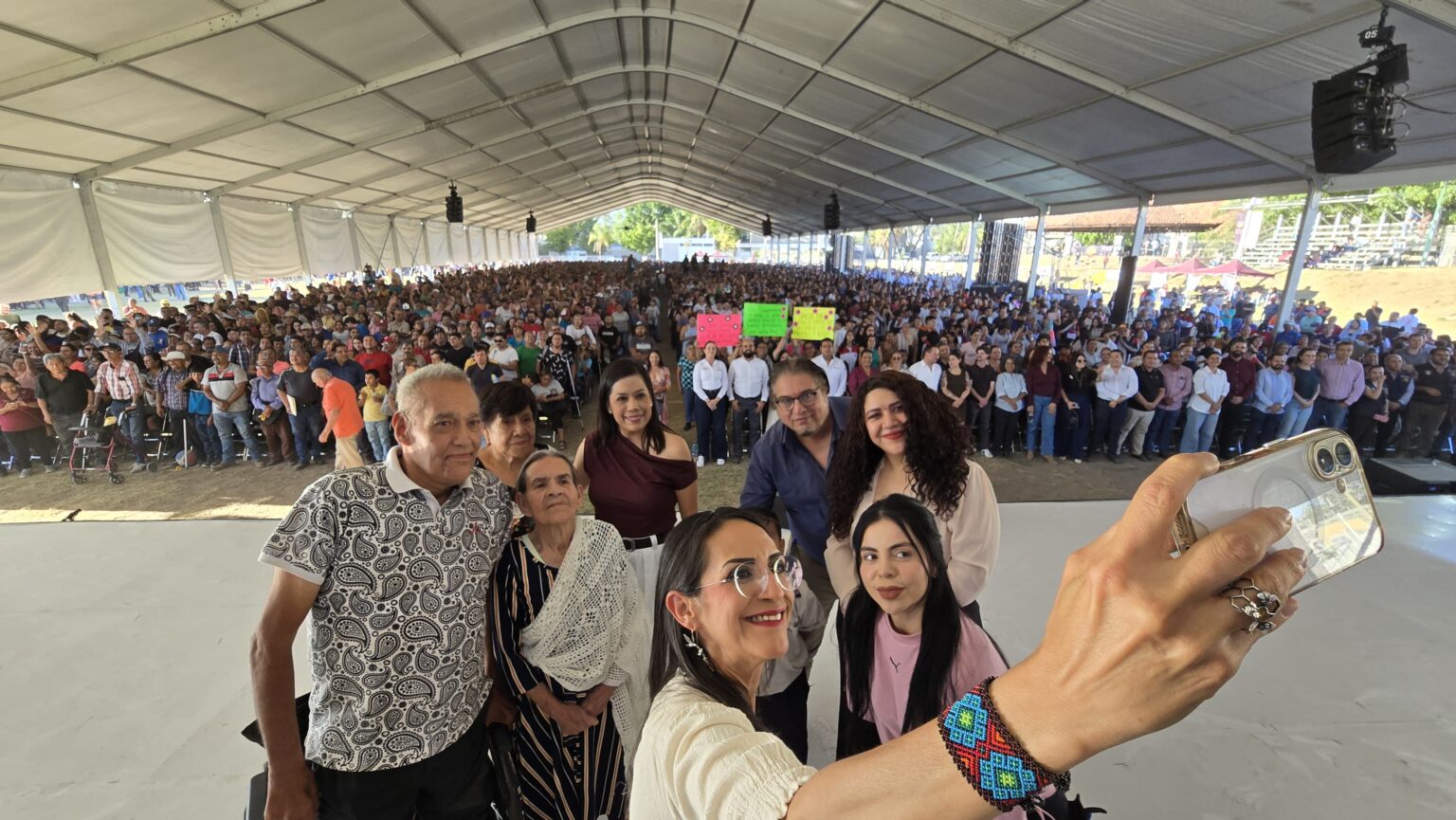 Entrega Tlaquepaque apoyos sociales con inversión cercana a los 200 millones de pesos.