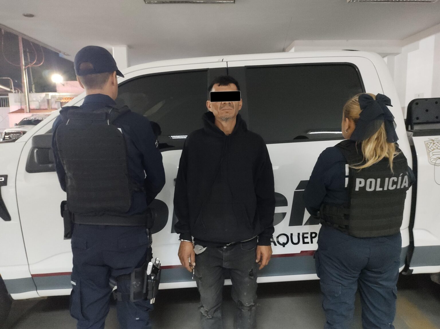 Detienen a hombre con arma y droga en Tlaquepaque.