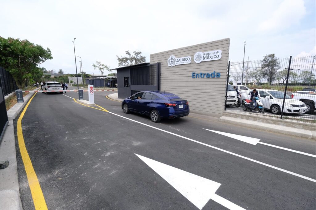Nuevo patio de plataformas en aeropuerto registra mil 500 viajes.